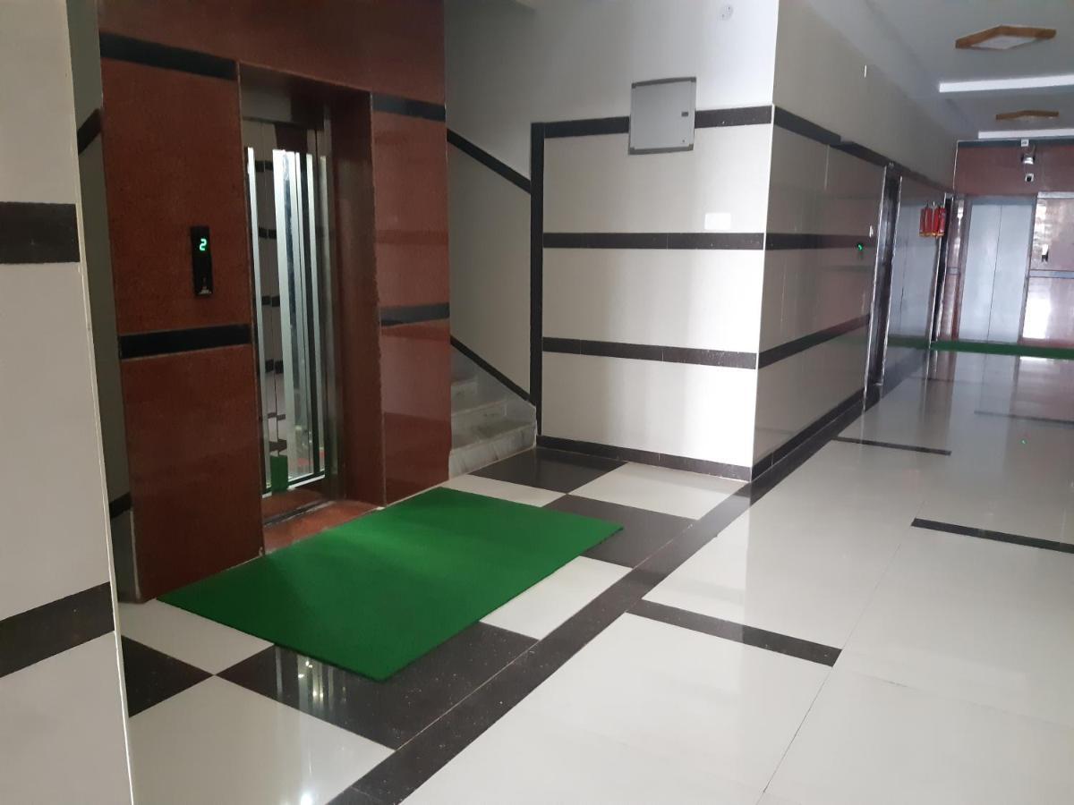 Devansh Bhanu Residency Dbr シュリーカーラハスティ エクステリア 写真